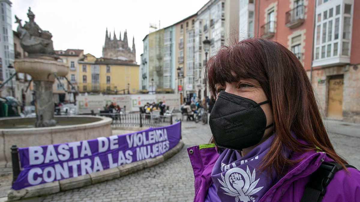 Las actividades convocadas ayer en Burgos finalizaron en la plaza de La Flora. TOMÁS ALONSO