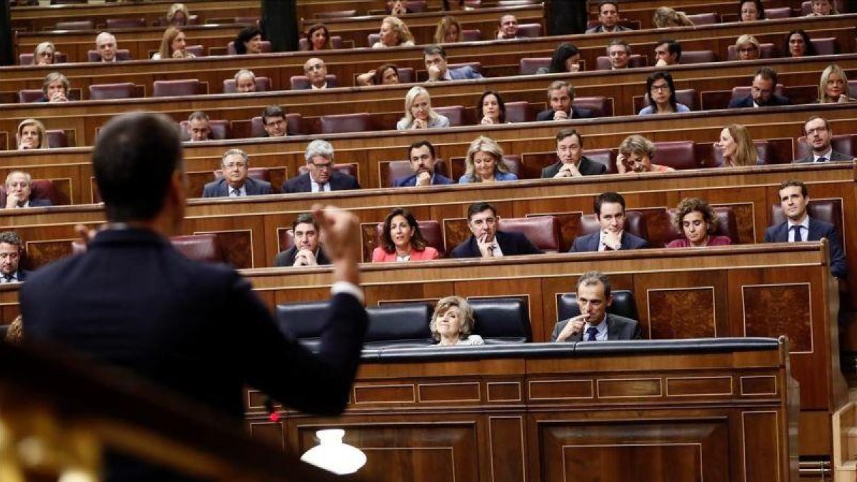 Pedro Sánchez durante la sesión de control al Ejecutivo.-MARISCAL (EFE)
