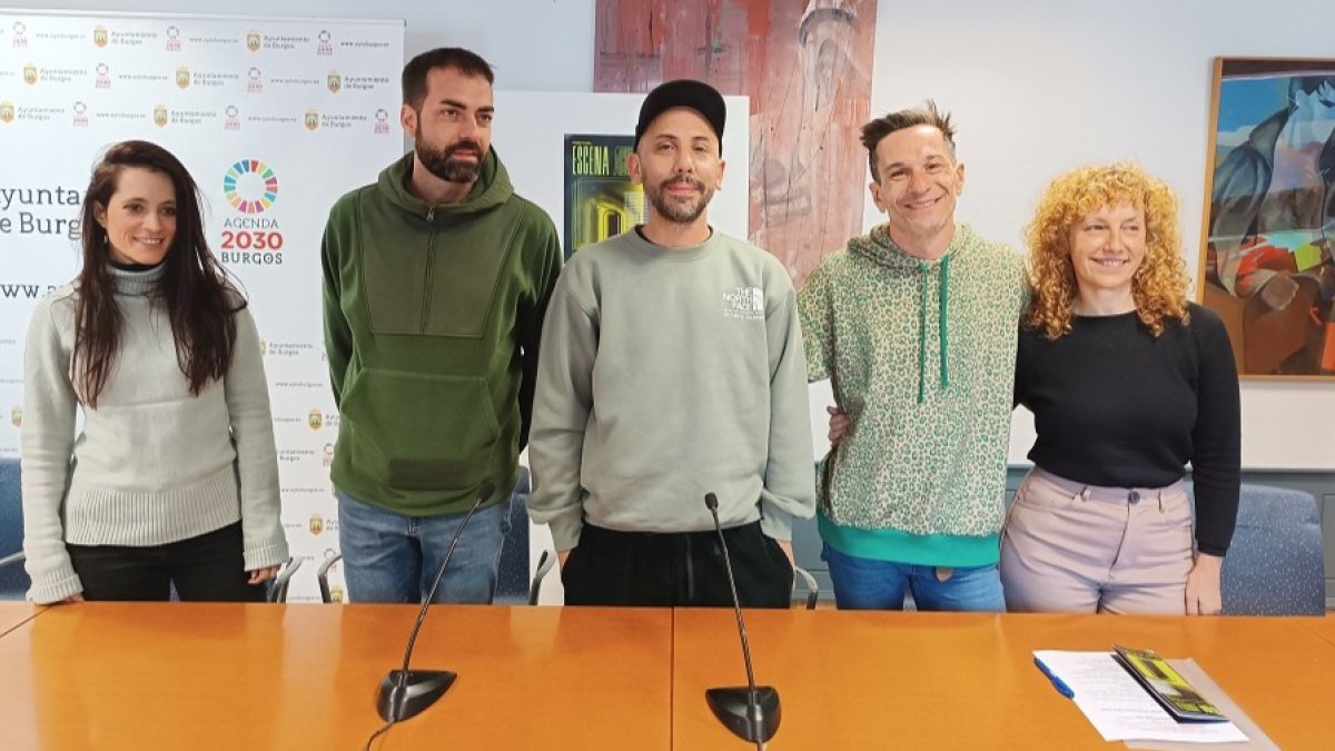 Ángela Boix, Manuel Minaya, Camilo Vásquez, Trigo Gómez y Sandra Almendros (Colectivo Fango) en Burgos. D. S. M.