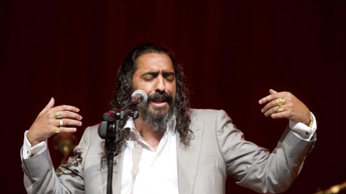 ‘El Cigala’ durante una actuación, en una imagen de archivo.-BENITO PAJARES