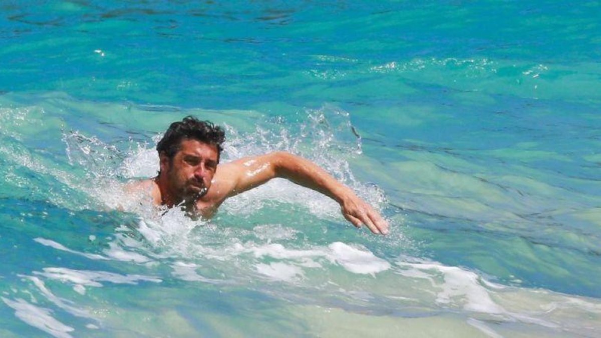 El actor Patrick Dempsey, famoso por su papel en la serie 'Anatomía de Gray', de vacaciones con su mujer en la isla de St. Barth.-luc papa