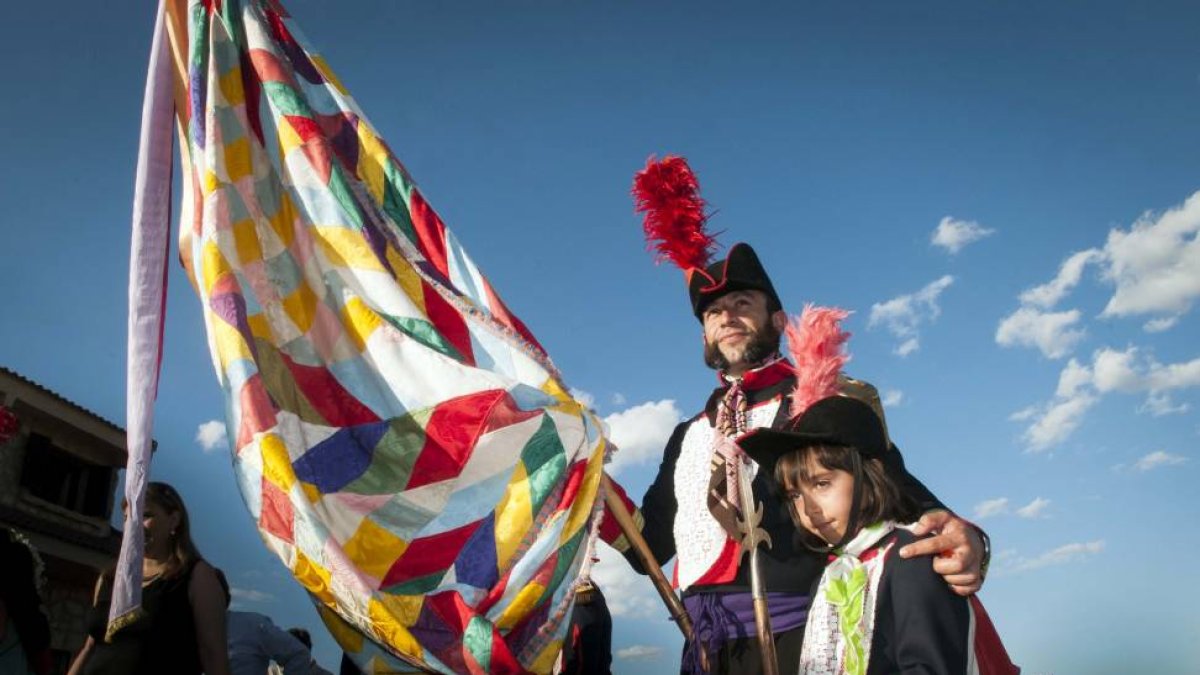 a localidad de Iruecha, celebra la única fiesta soriana de moros y cristianos, declarada en 1991 de Interés Turístico Regional-Ical