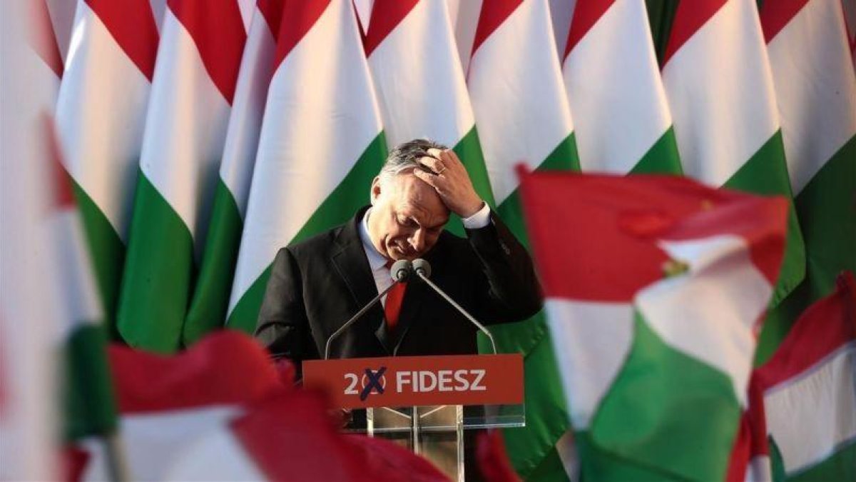 Viktor Orbán durante la campaña electoral.-AFP / FERENC ISZA