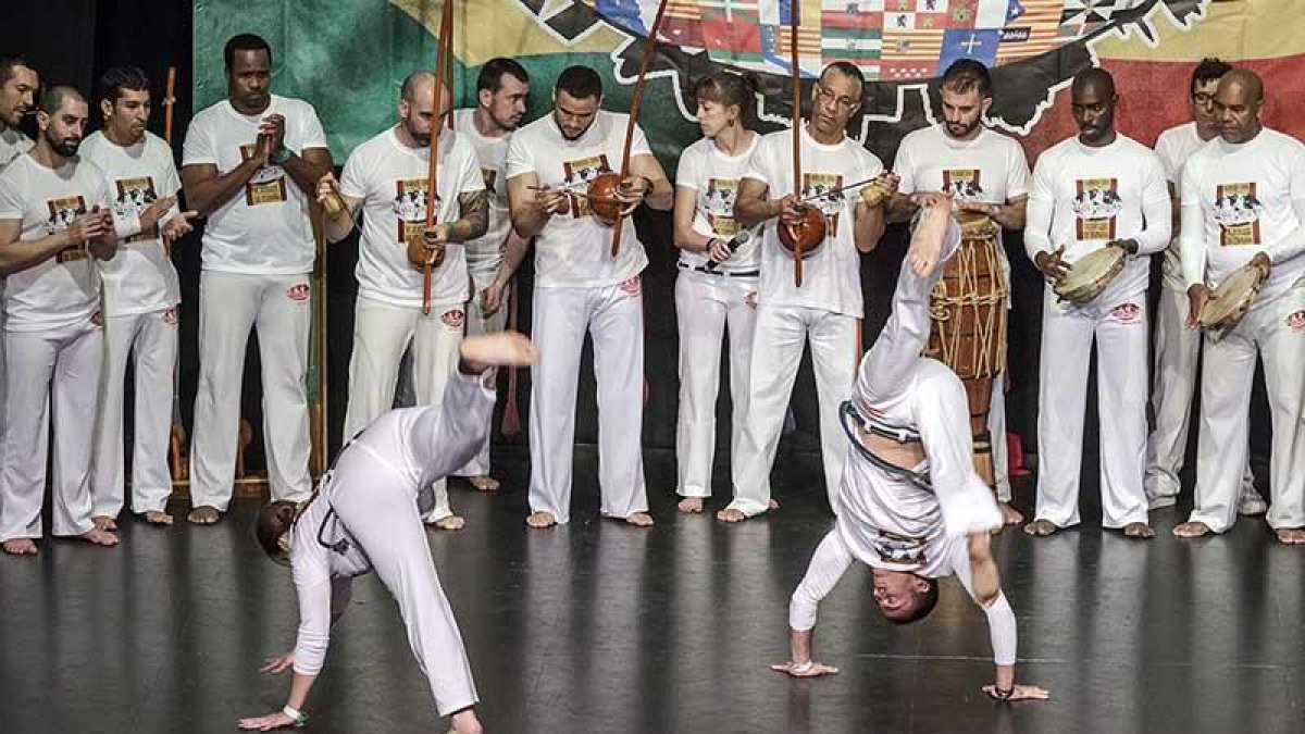 El evento de Abadá Capoeira se celebra por segunda vez en la ciudad.-