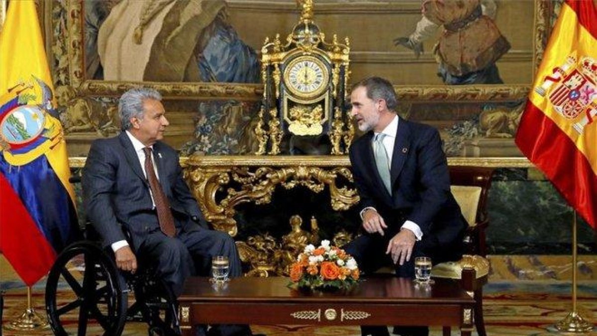 Lenín Moreno, presidente de Ecuador junto al rey Felipe VI de España.-AP