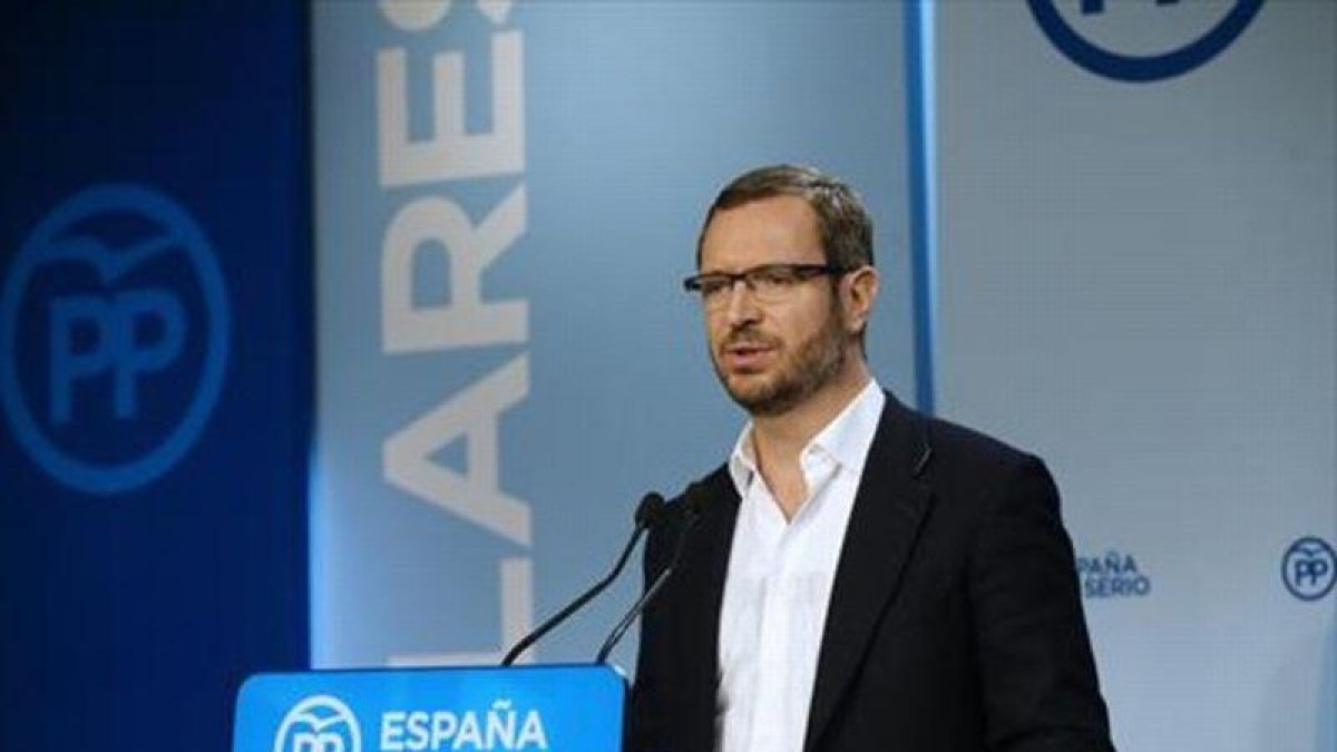 Javier Maroto.-