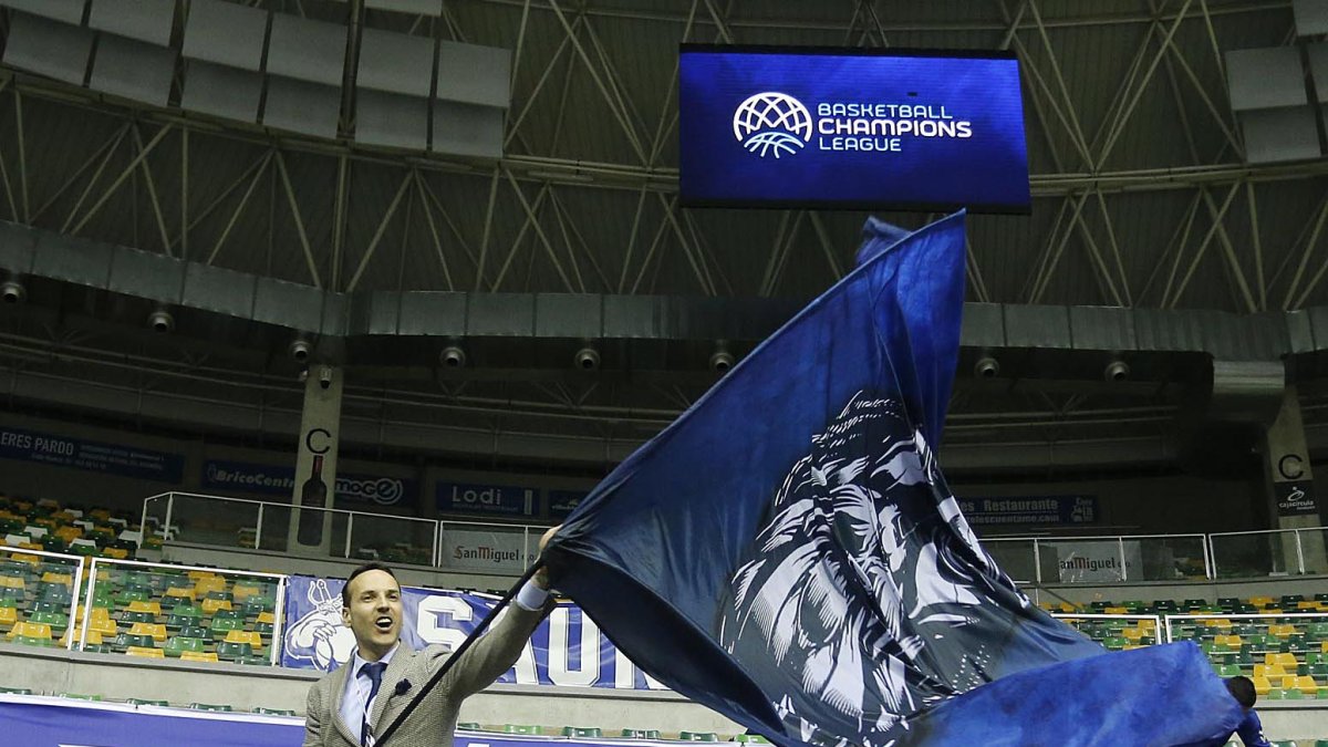 Sancho disfrutó y enarboló la bandera de los Andrés Montes. SANTI OTERO