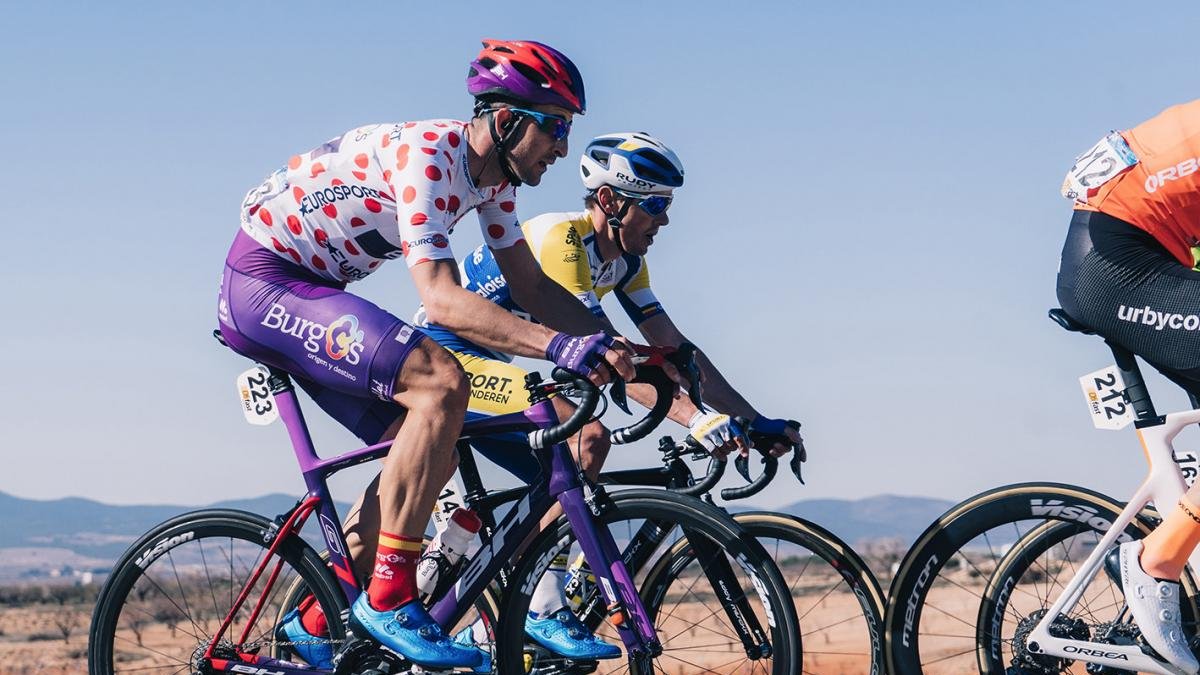 Diego Rubio, con el maillot de la montaña.-BURGOS BH / MIGUEL ENA