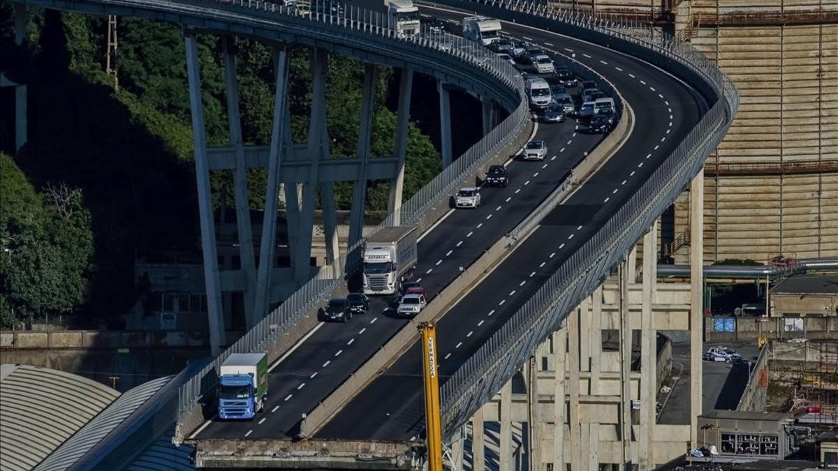 Puente derrumbado en Génova-NICOLA MARFISI (AP)
