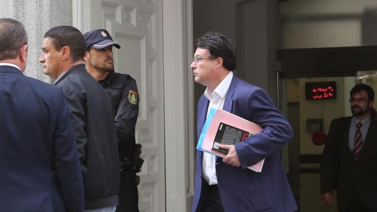 Joan Josep Nuet, encarcelado por error en la interlocutoria del Tribunal Supremo.-DAVID CASTRO (ARCHIVO)