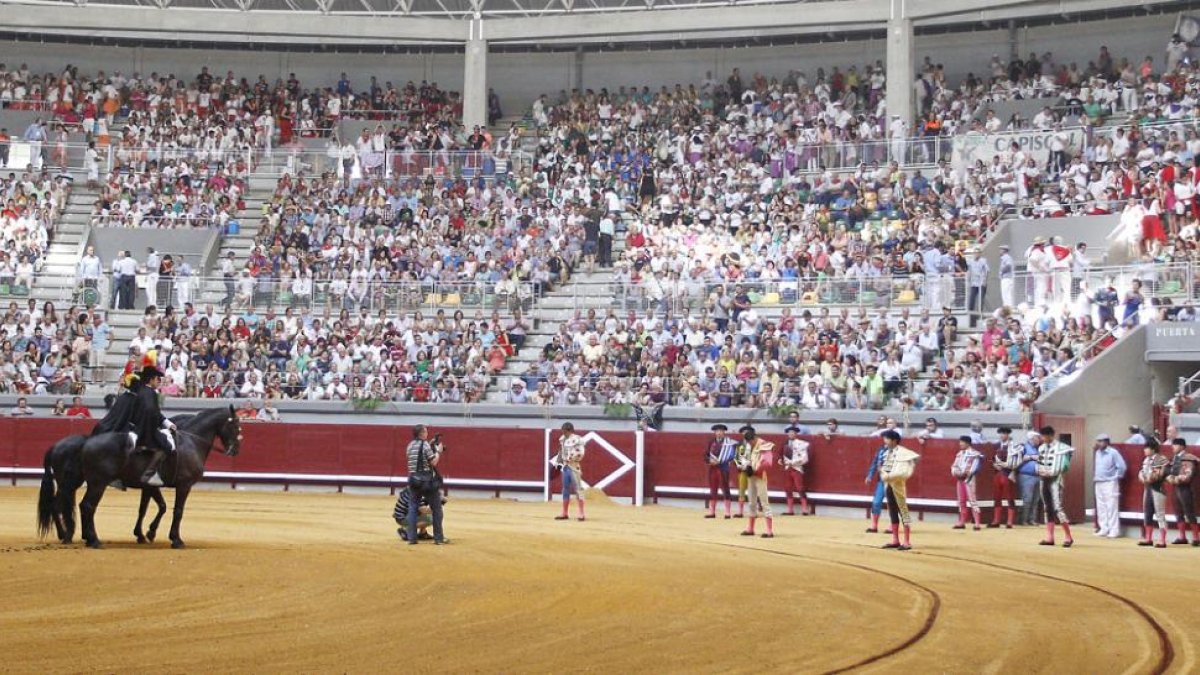 Imagen de un festejo de la feria taurina el pasado año.-ECB