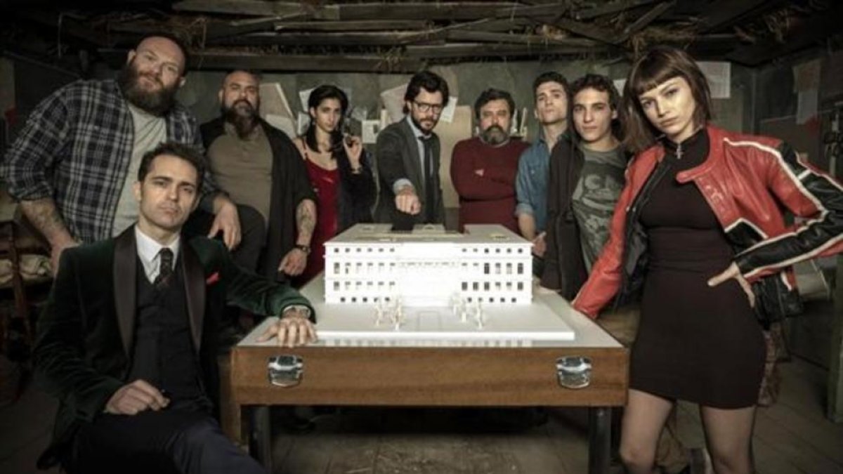 Algunos de los actores de 'La casa de papel', en una imagen promocional.-