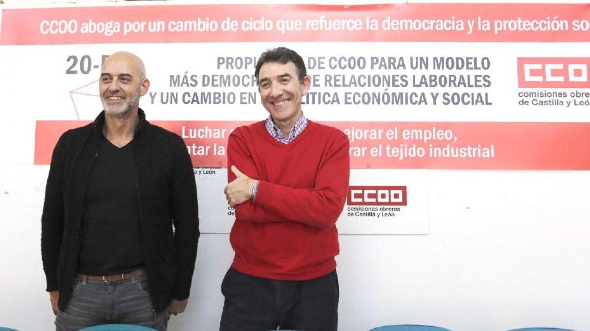 El secretario general de CCOO de Castilla y León, Ángel Hernández, presenta el