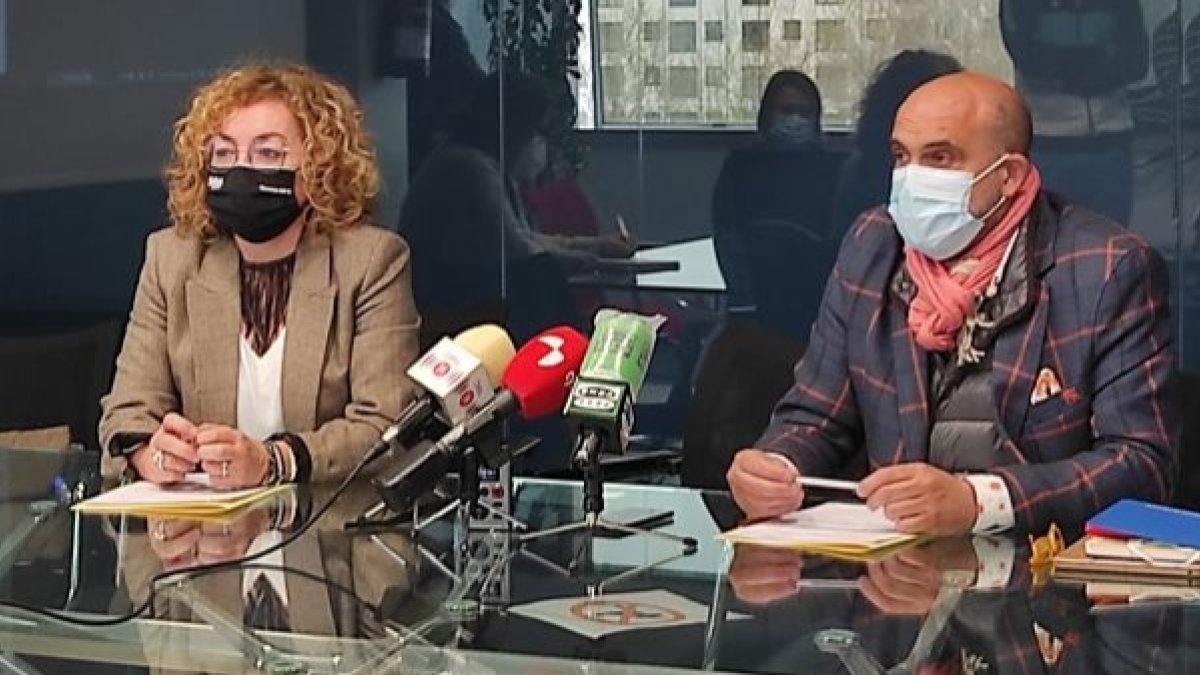 Consuelo Fontecha (Comercio) y Fernando de la Varga (Hostelería). ECB