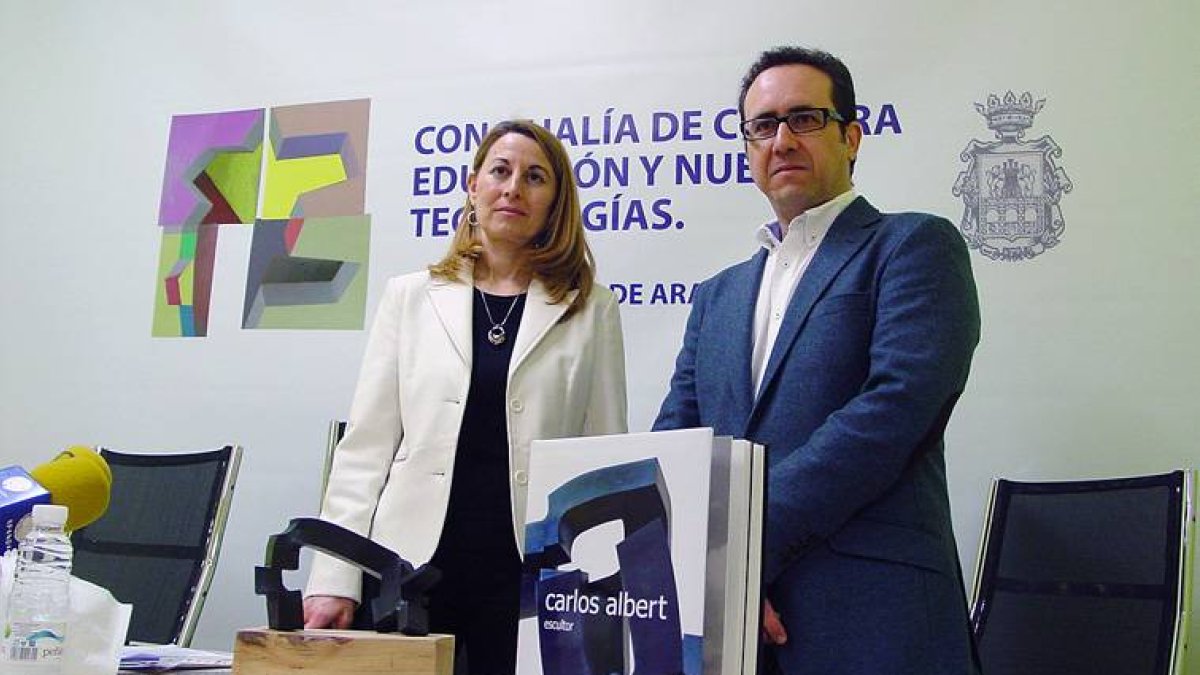 Celia Bombín y Rodrigo Juarranz presentaron ayer el proyecto-B. C.
