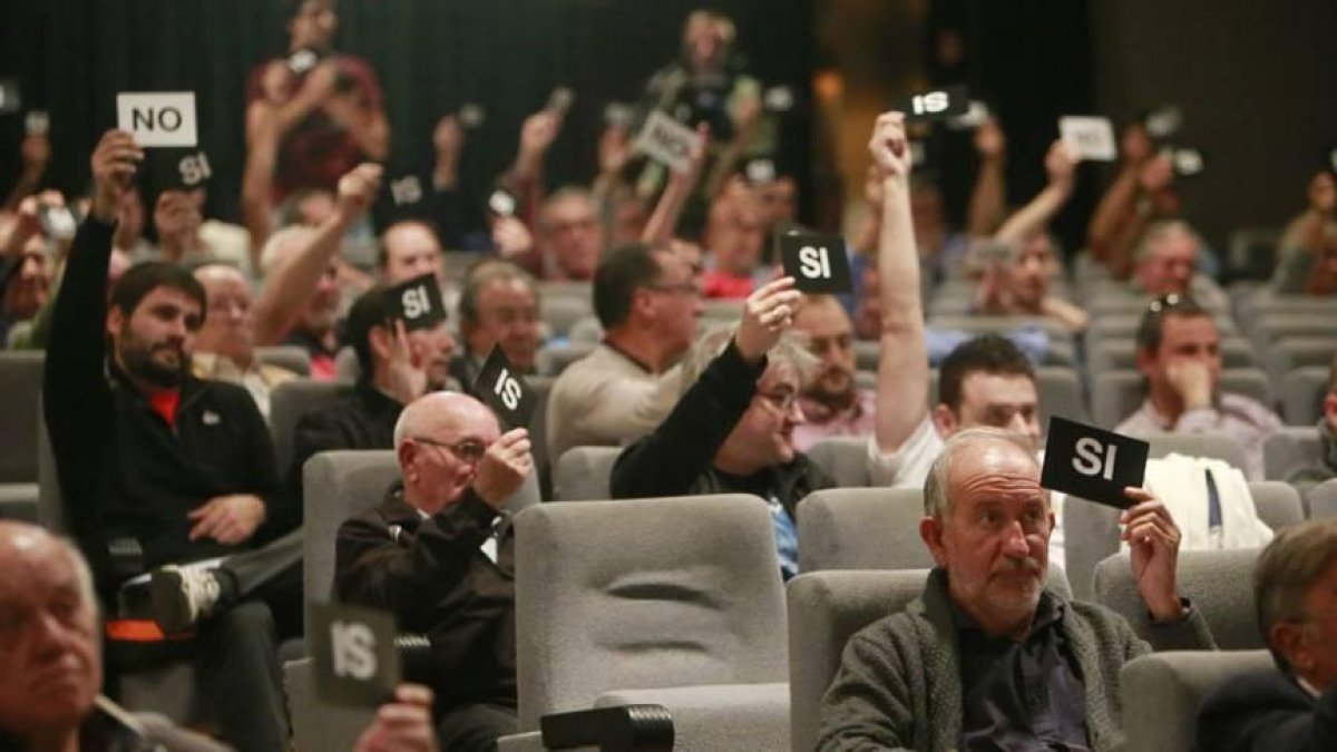 Imagen de una de las últimas asambleas ordinarias celebrada por Juan Carlos Barriocanal.-RAÚL G. OCHOA