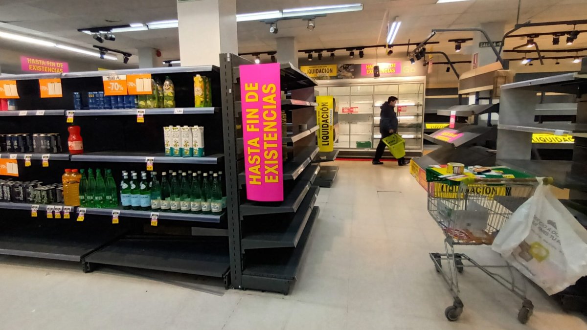 Imagen de un supermercado Dia en Aranda