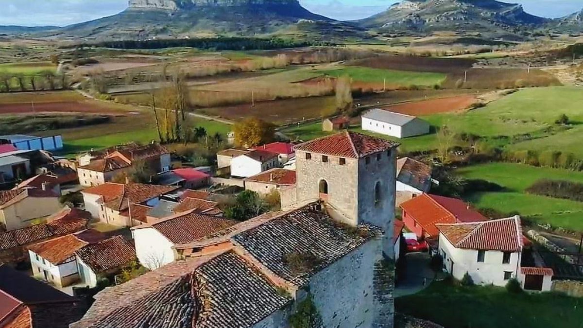 La iglesia se alza en el corazón de la comarca de Las Loras. ASOCIACION MANAPITES