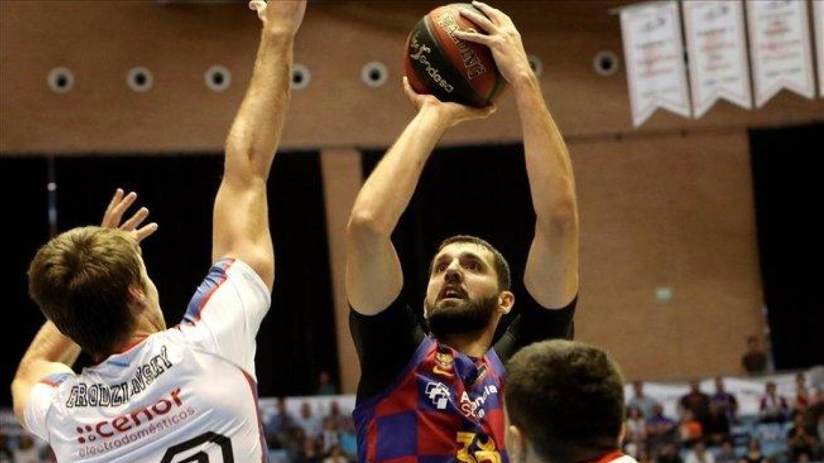 Mirotic, fichaje de lujo del Barça, es una de los nombres a seguir en la Euroliga.-XOAN REY (EFE)