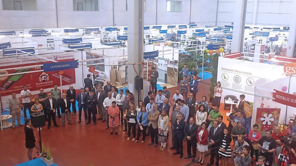 Imagen panorámica de la feria de la Ribera.-L. V.