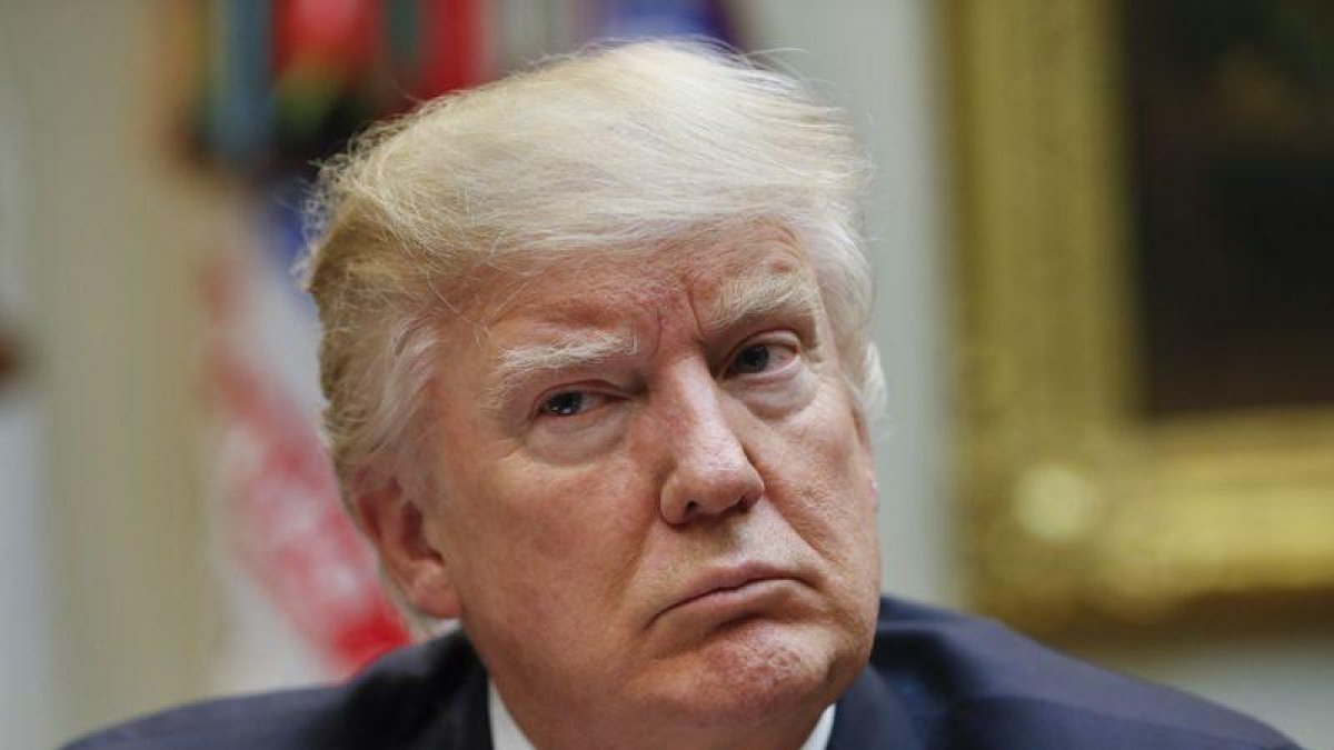 Donald Trump, durante una reunión sobre sanidad, el lunes en la Casa Blanca.-AP / PABLO MARTINEZ MONSIVAIS
