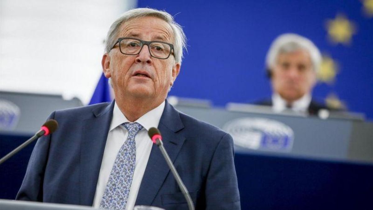 Jean-Claude Juncker, durante su discurso del estado de la UE en el Parlamento Europeo en Estrasburgo, el miércoles 13 de septiembre.-EFE / MATHIEU CUGNOT