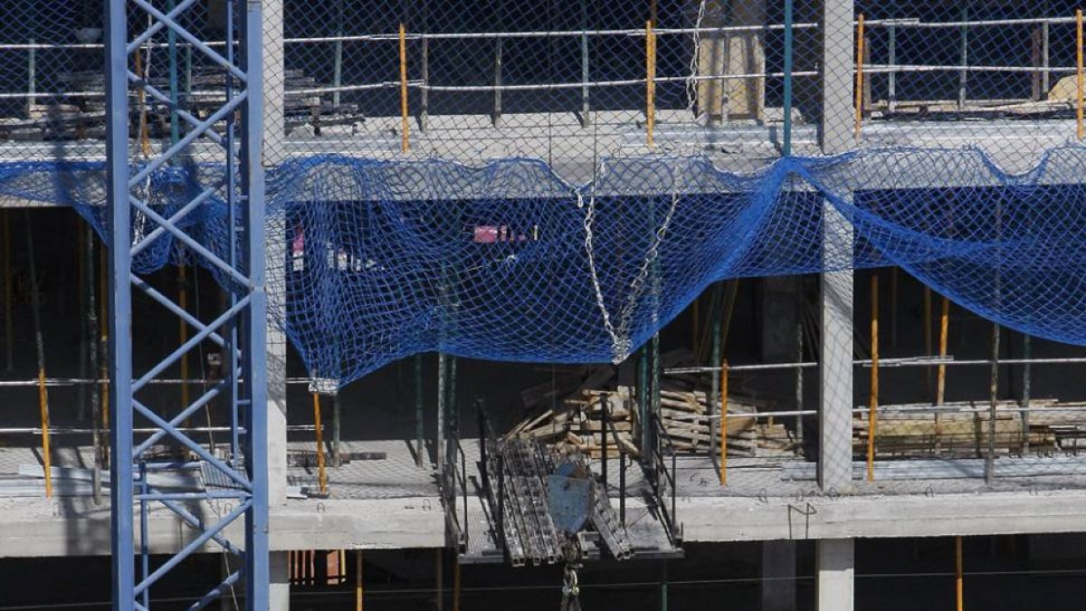El siguiente paso tras definir proyectos en el papel, es empezar su construcción.-/ RAÚL G. OCHOA