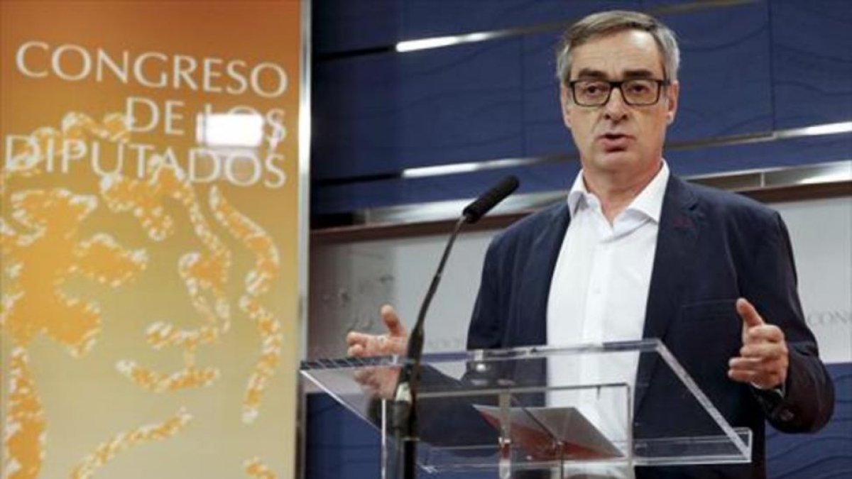 El secretario general de Ciudadanos, José Manuel Villegas, ayer en una rueda de prensa en el Congreso.-EFE / SERGIO BARRENECHEA