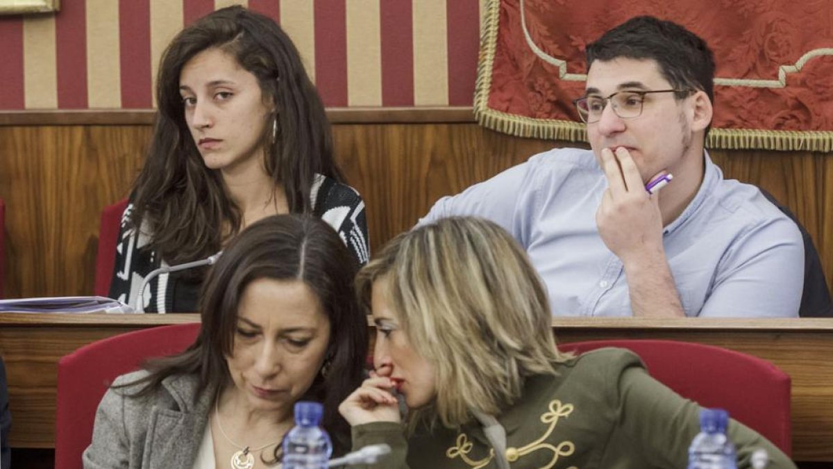 Blanca Guinea y Raúl Salinero no tienen nada que ver con Imagina Burgos y actúan ya como concejales no adscritos.-SANTI OTERO