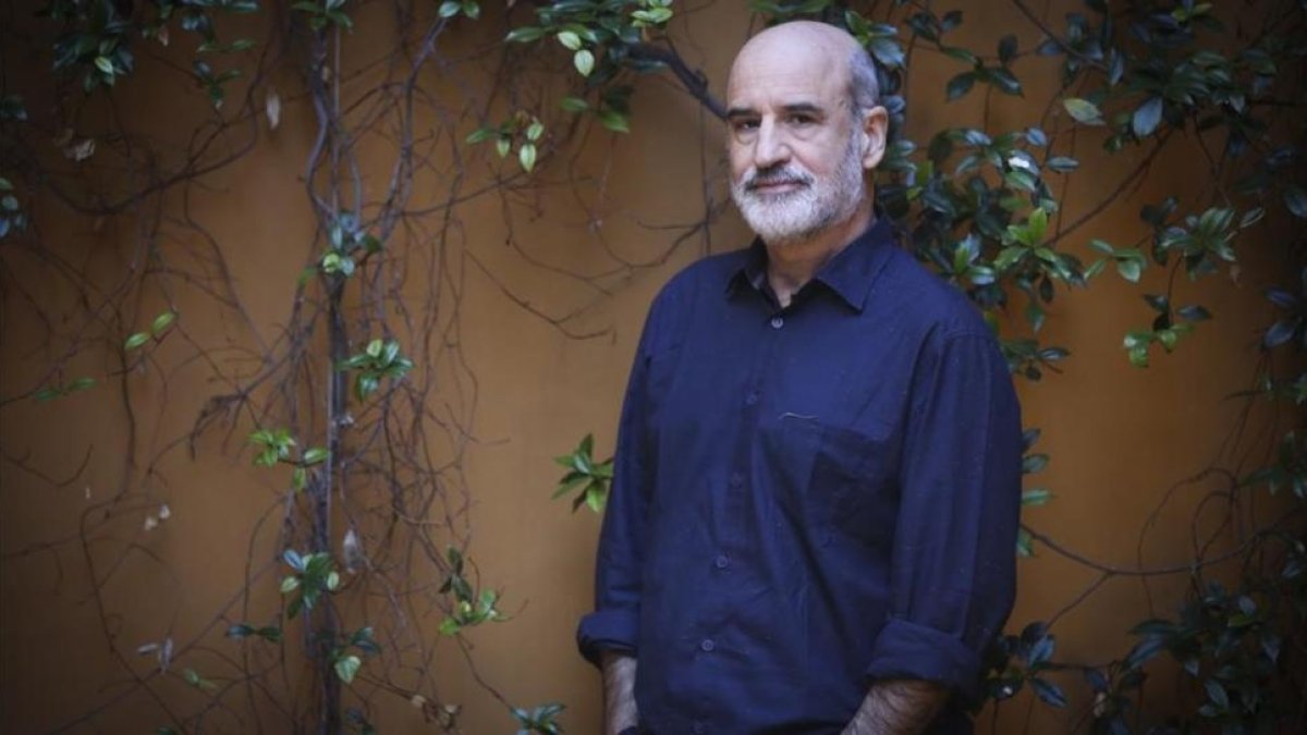 El escritor Fernando Aramburu.-DANNY CAMINAL