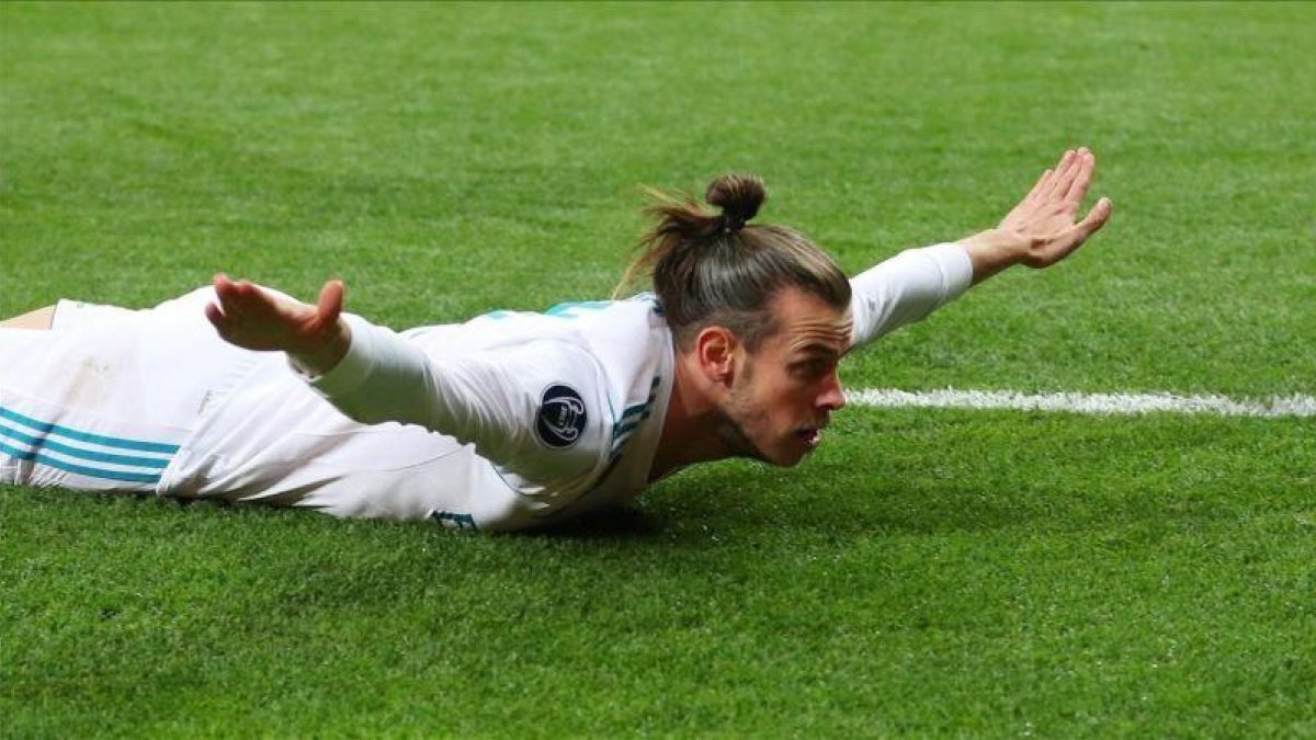 Bale celebra su segundo gol en la final de Champions.-REUTERS / HANNAH MCKAY