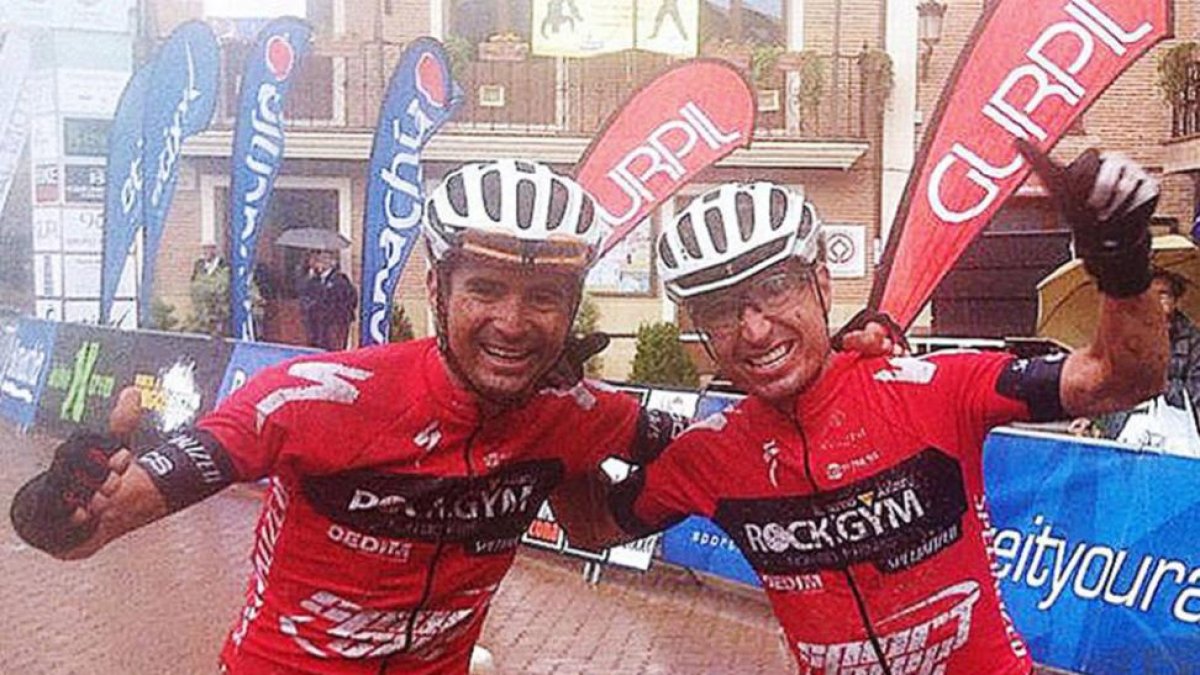 Carrasco, junto al ‘Triki’ Beltrán, ganó la etapa de Belorado en 2015-ECB