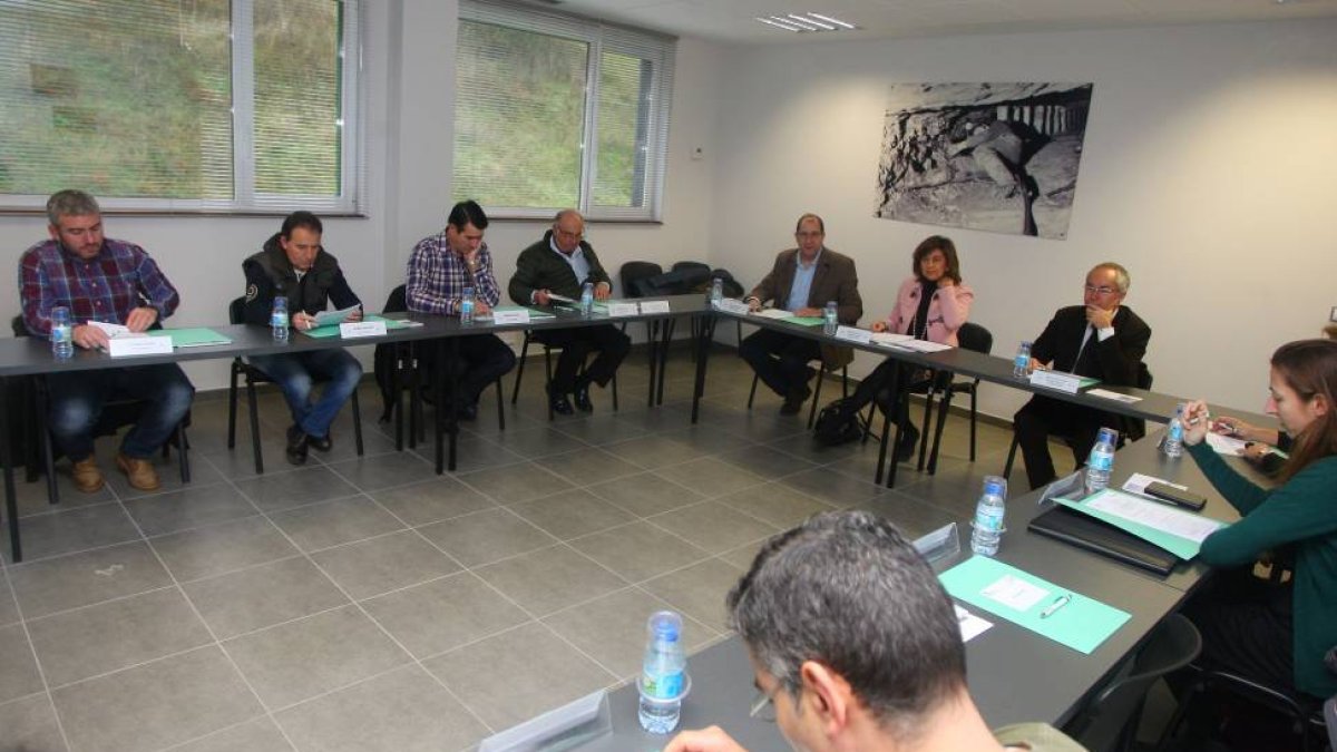 La viceconsejera de Política Económica, Empresa y Empleo, Begoña Hernández, preside el patronato de la Fundación Santa Bárbara y asiste a la conmemoración de su 25 aniversario.-Ical