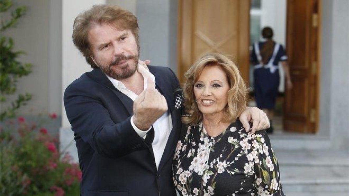María Teresa Campos y Edmundo Arrocef, en el 2016.-