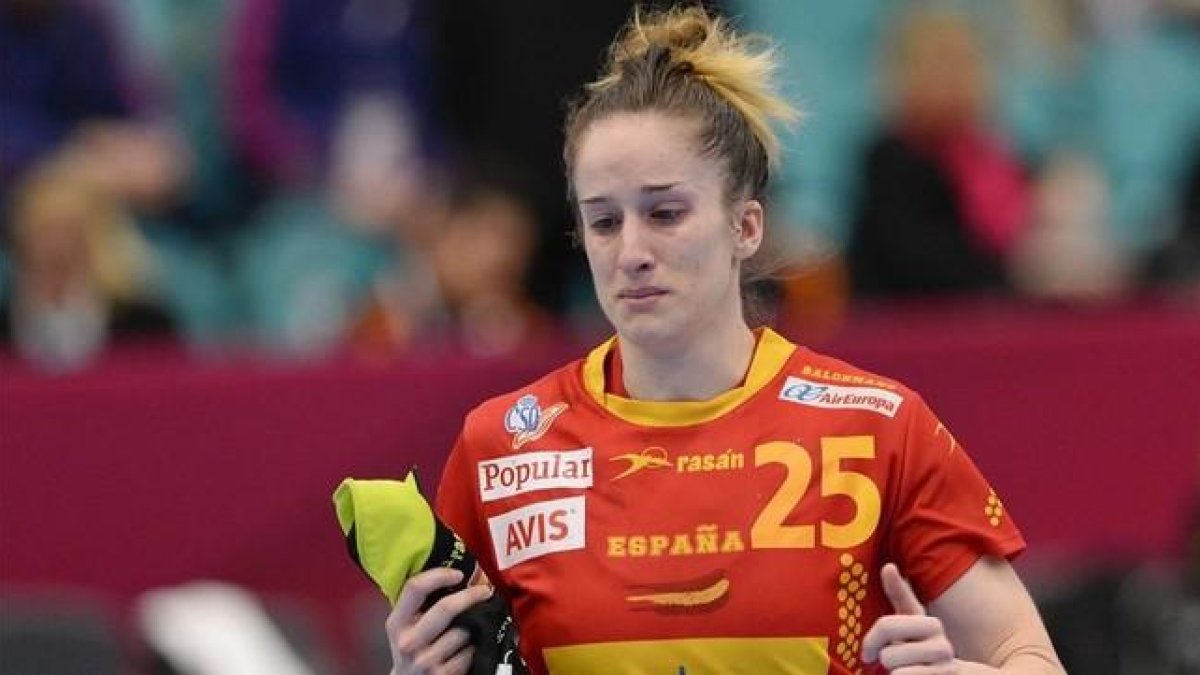 La jugadora Nerea Pena, tras la conclusión del partido ante Francia.-AFP / JONATHAN NACKSTRAND