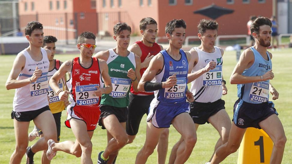 Jesús Gómez firmó la mejor actuación del UBU Campos de Castilla con el primer puesto en los 1.500-Santi Otero
