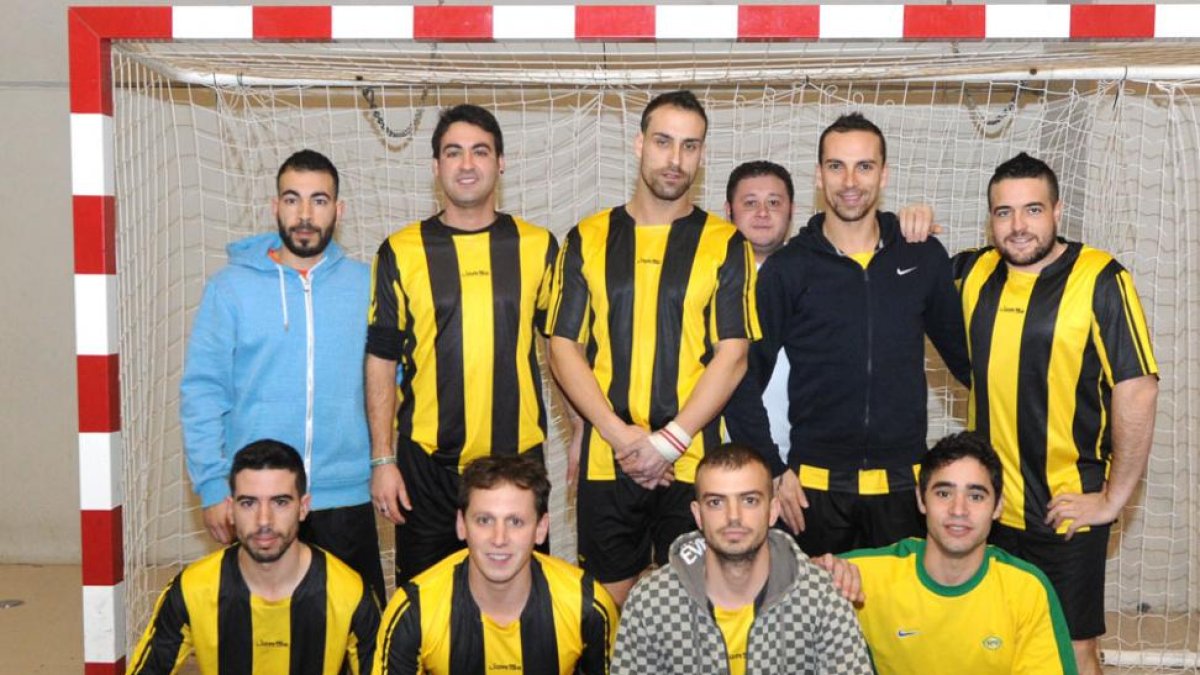 Plantilla de uno de los equipos que disputa la competición masculina.-ISRAEL L. MURILLO
