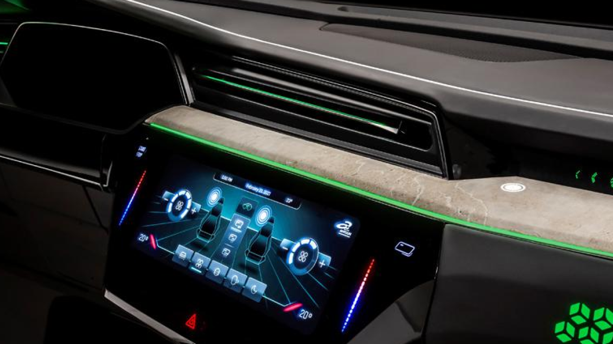 Grupo Antolin presenta en el Salón del Automóvil de Shanghái sus nuevas propuestas para un interior del coche más avanzado tecnológico y sostenible.