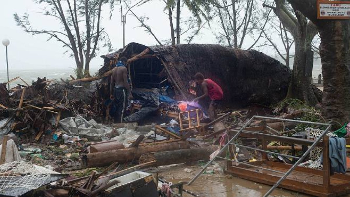 El 'Pam' arrasa el paraíso de Vanuatu.-Foto: EFE