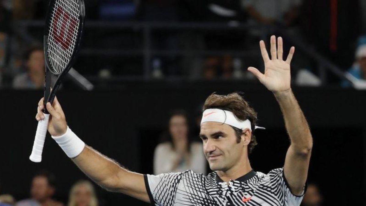 Federer celebra su victoria ante Mischa Zverev.-EFE / MADE NAGI