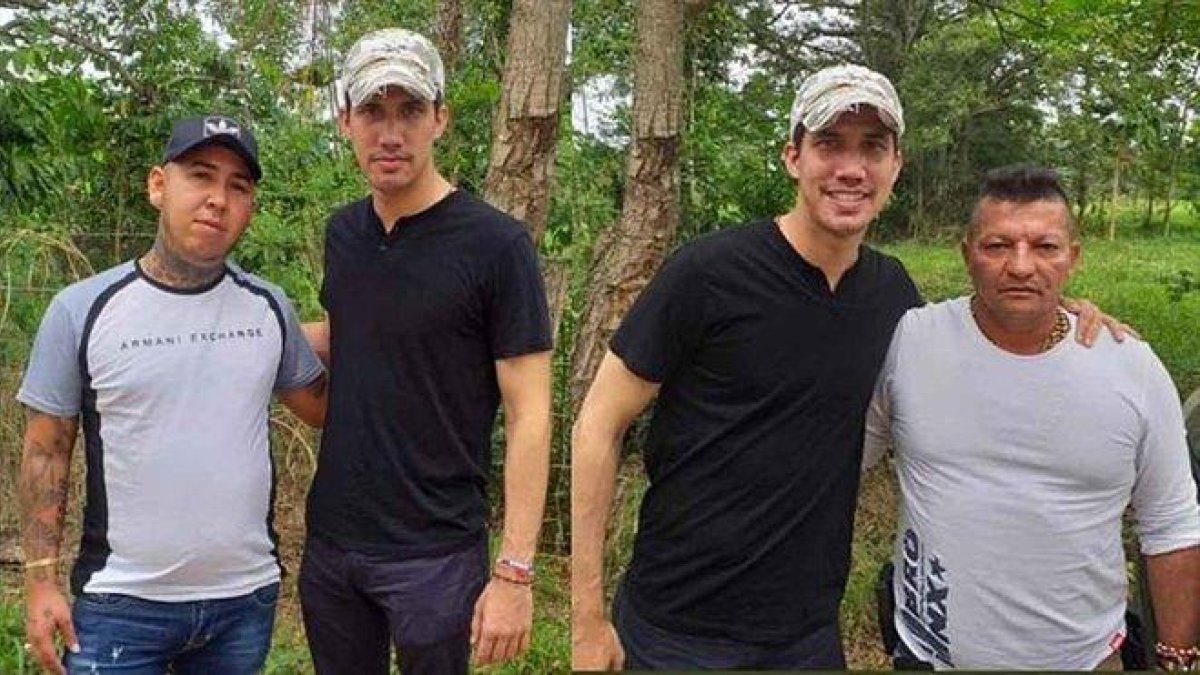 Guaidó con los dos dirigentes de la banda de narcoparamilitares Los Rastrojos-