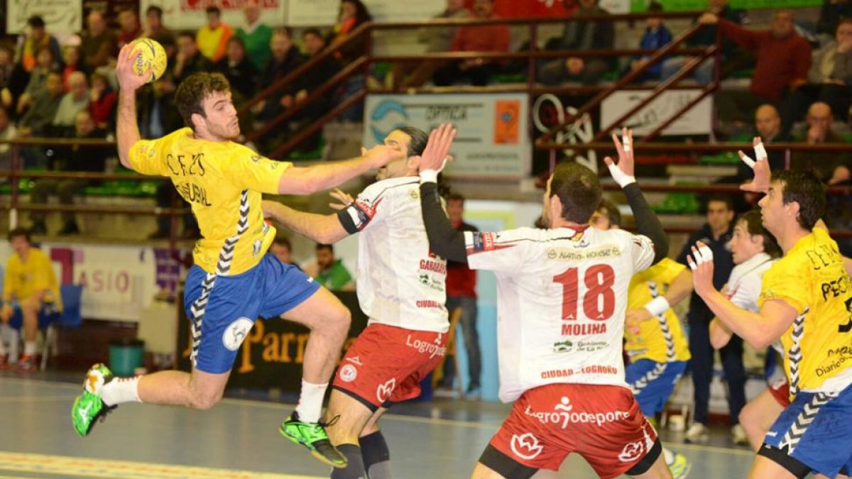 El Villa de Aranda tiene ganas de desquitarse ante su público de la eliminación de la Copa-Alberto Calvo