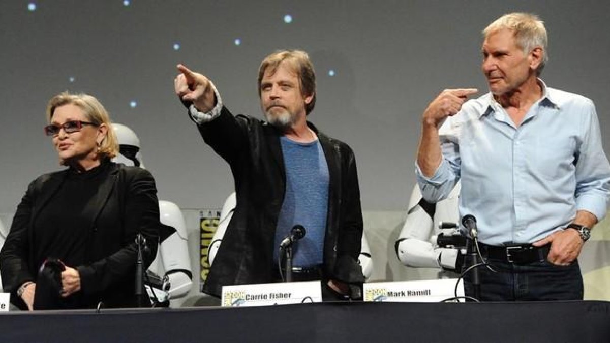 Carrie Fisher, Mark Hamill y Harrison Ford, en el Comic-Con de San Diego, en julio de este año.-AP / RICHARD SHOTWELL