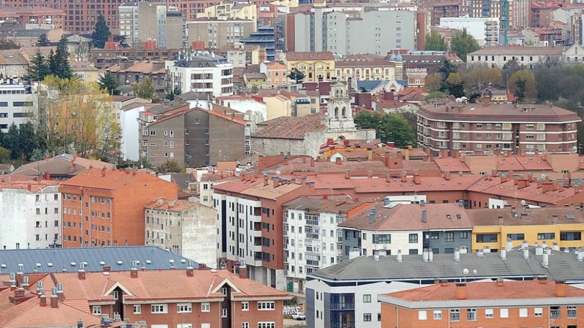 En el año 2013 se produjo un repunte de inmuebles residenciales sin vender que se ha logrado corregir en un año.-ISRAEL L. MURILLO