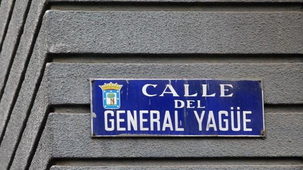Placa de la calle General Yagüe en Madrid.-JUAN MANUEL PRATS