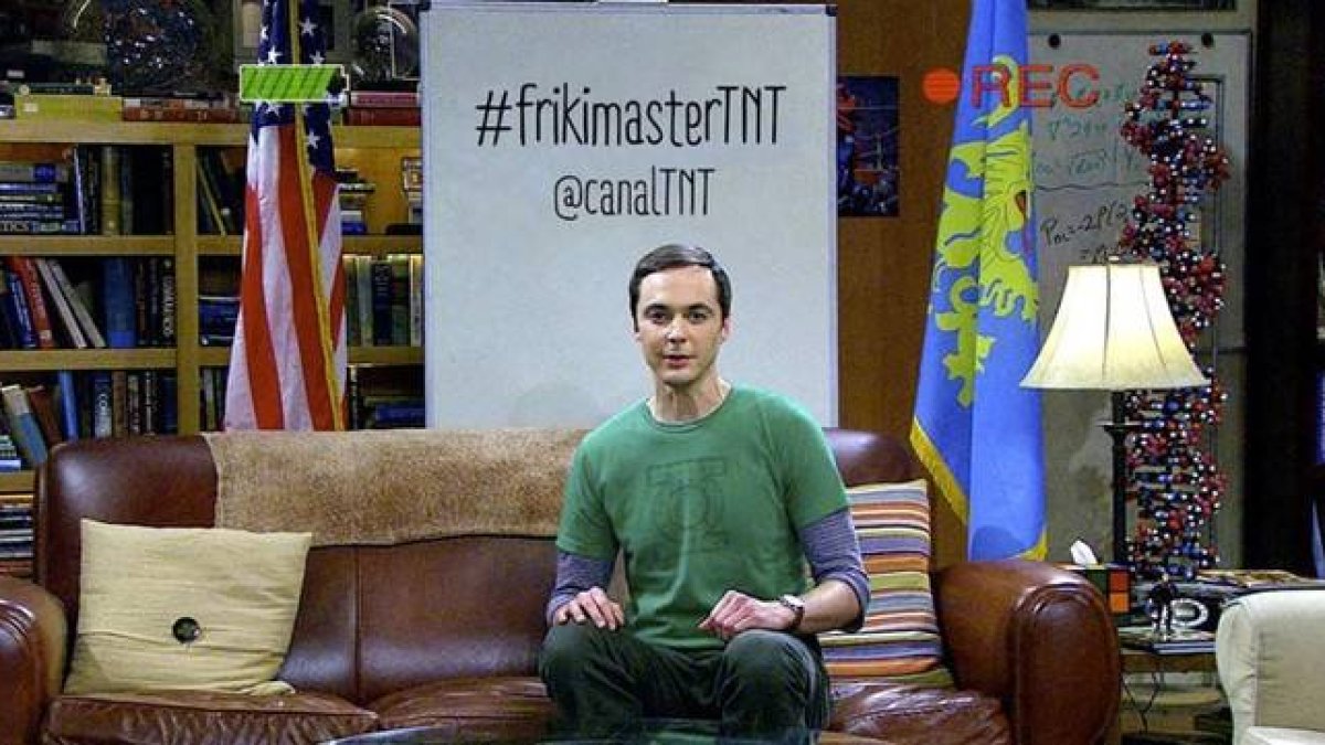 Imagen promocional del concurso del TNT con Sheldon (Jim Parsons), el personaje principal de la serie 'The Big Band Theory'-Foto: TNT