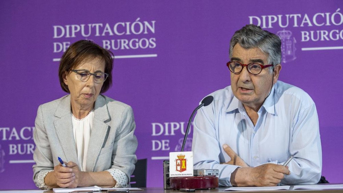 Carmen Miravalles y Antonio Araúzo.-SANTI OTERO
