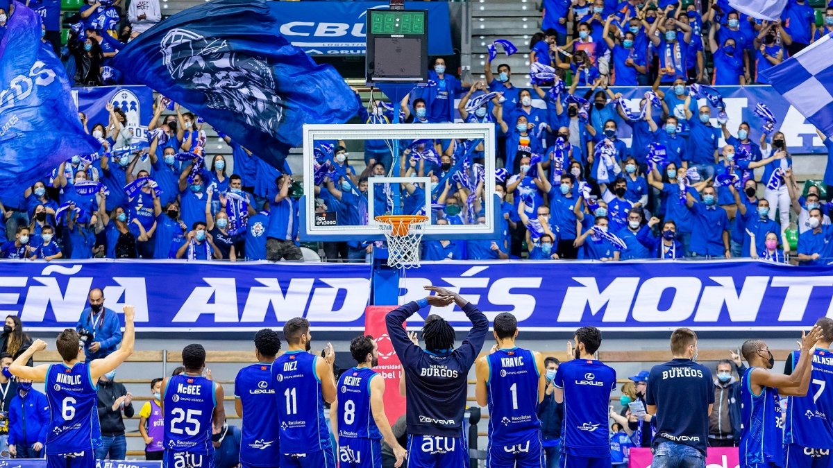 Imagen de la grada del Coliseum. SANTI OTERO