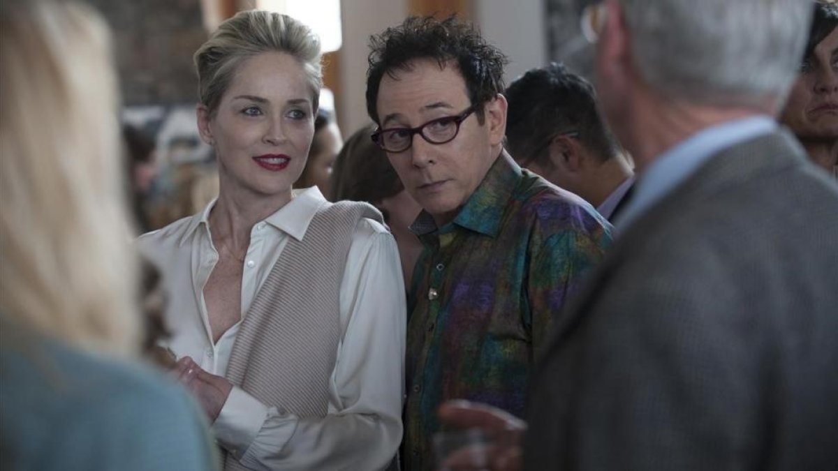 Sharon Stone y Paul Reubens, en la serie Mosaic-CLAUDETTE BARIUS (HBO)
