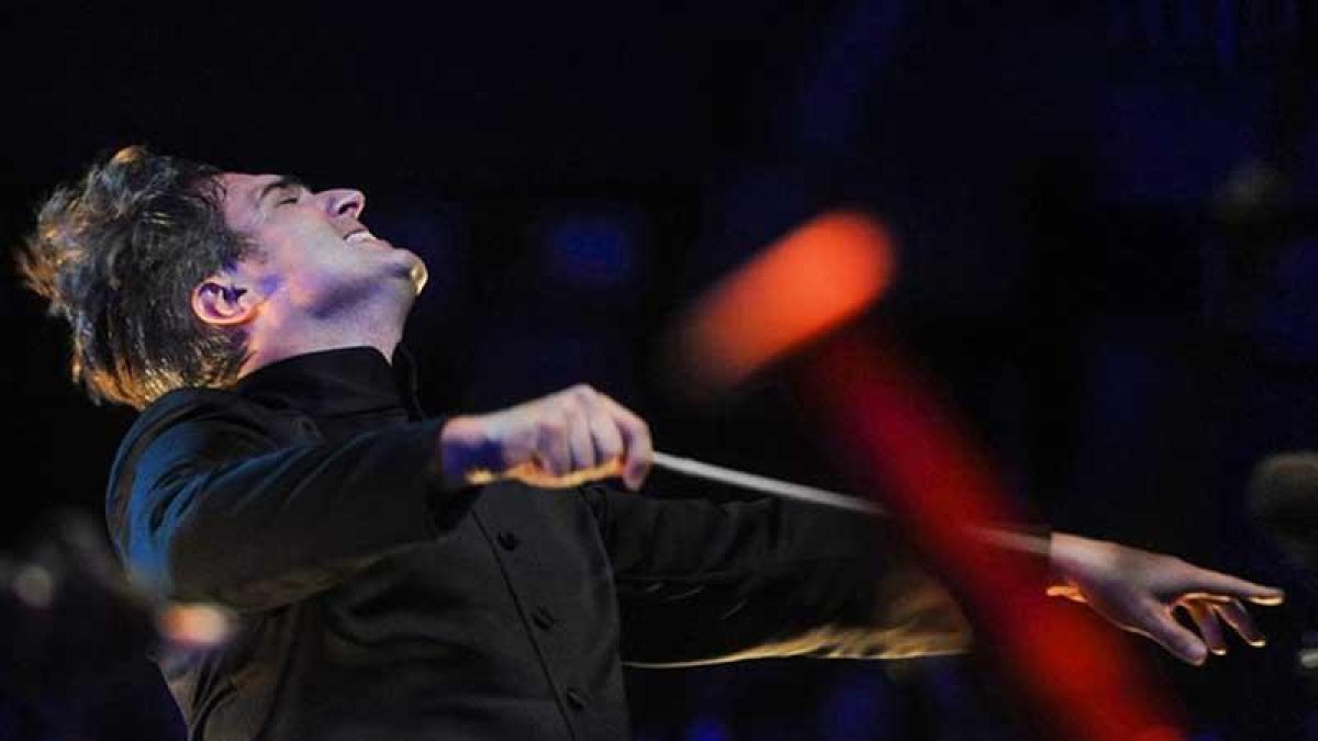 La Film Symphony Orchestra regresa al Fórum un año después de petarlo.-